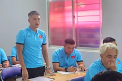 Lê Công Vinh sang Nhật Bản học bằng A HLV